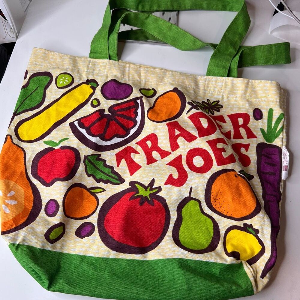 Trader Joes Reusable Canvas Shopping Grocery Tote Bag Fruits Vegetables USA